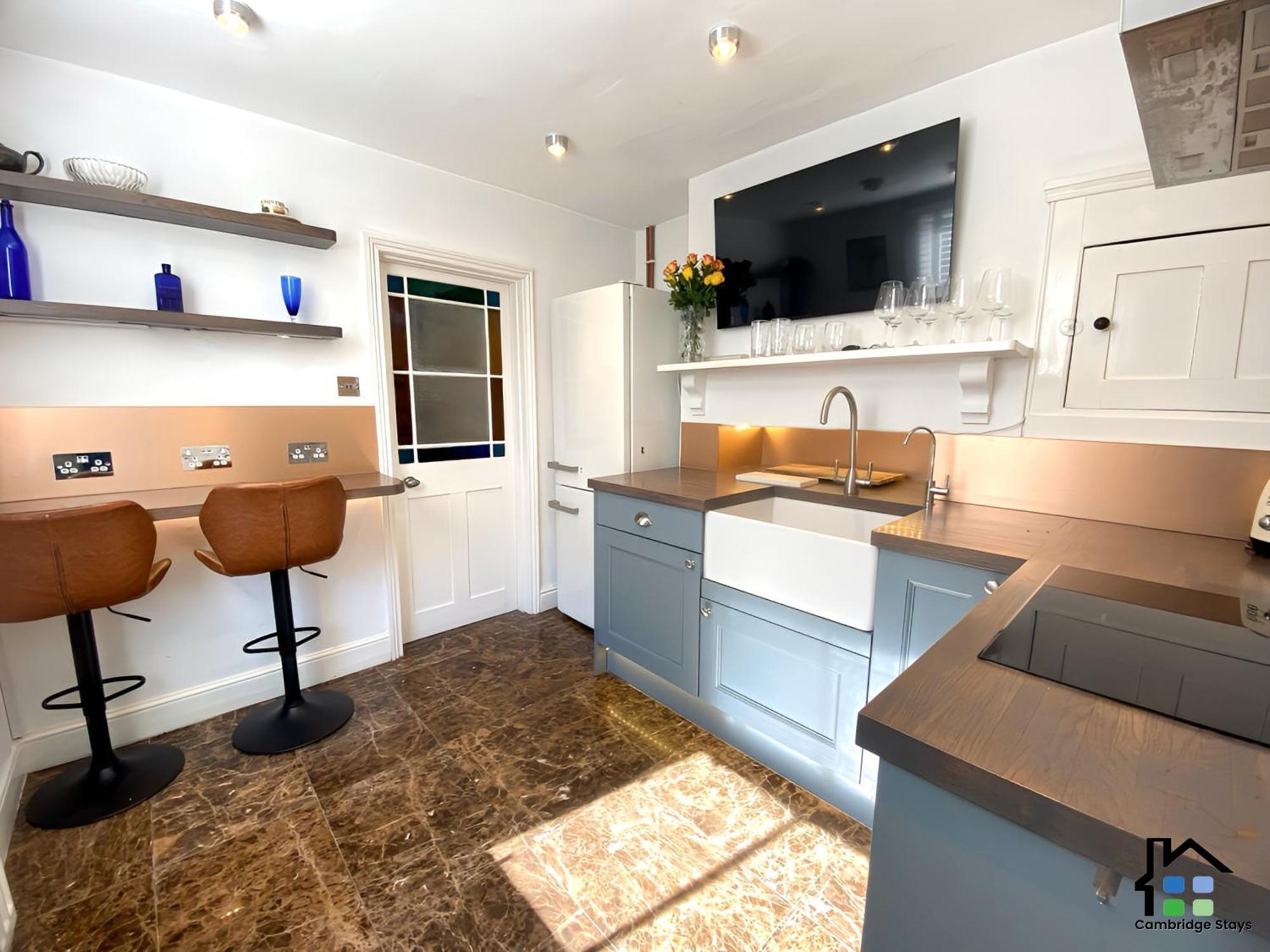 Cambridge Stays 3Br House, Easy Walk To City Center, 2 Showers, Garden, 2 Free Parking Spaces Exterior photo